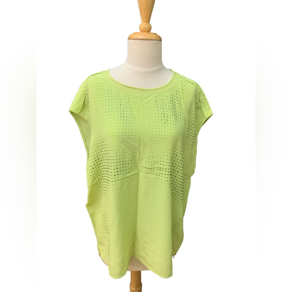 Elie Tahari, 100% silk, sleeveless blouse, size large